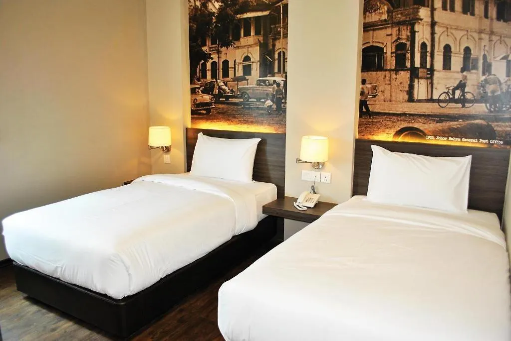 Hotel Zamburger Grand Jade 新山 3*,